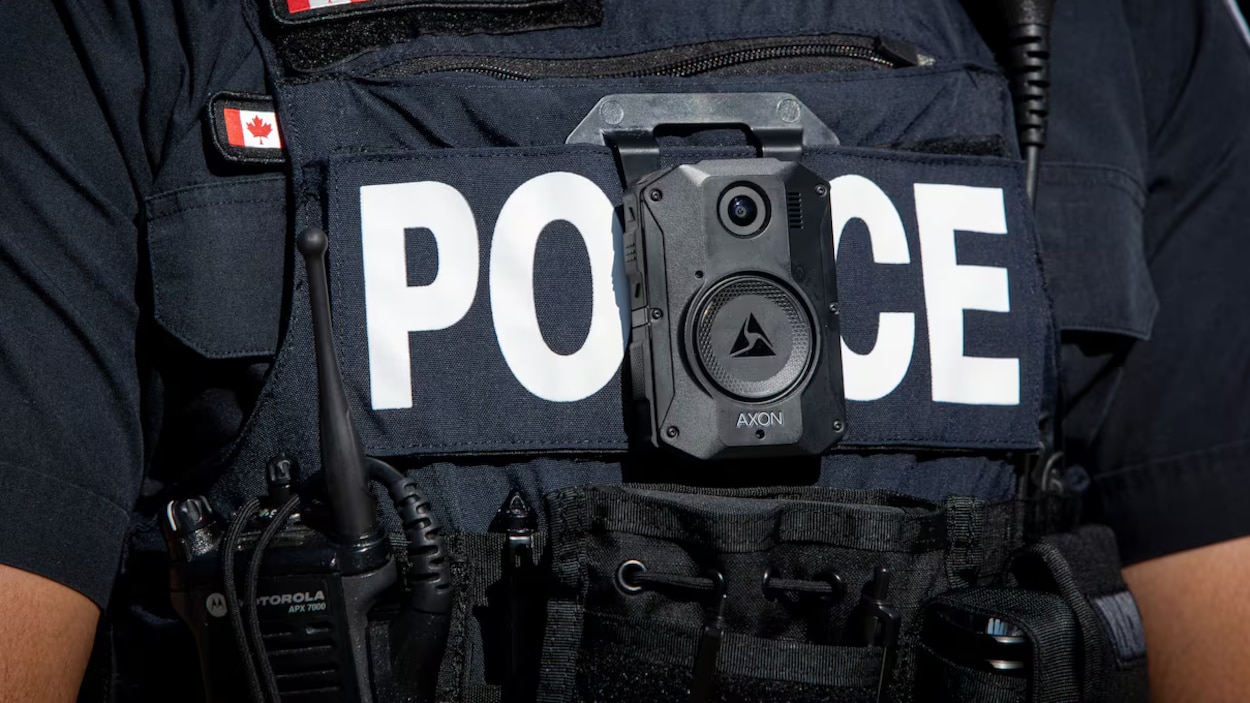 Les policiers d’Ottawa munis de caméras corporelles d’ici 2027