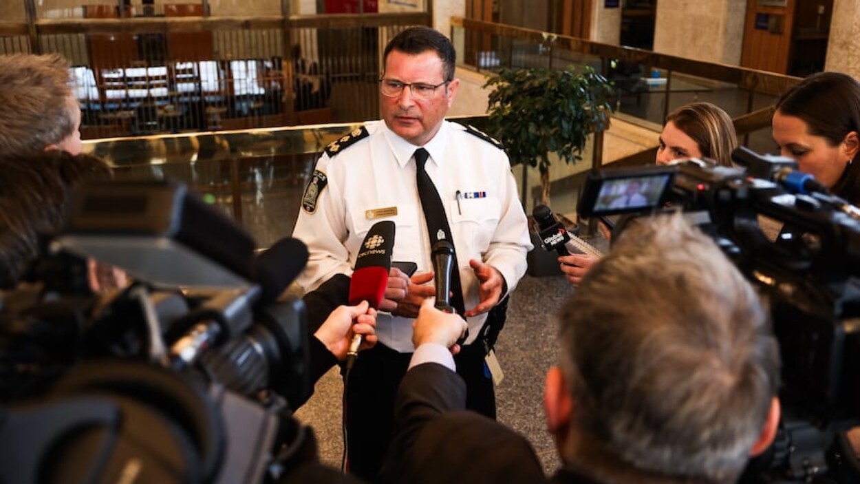 40 policiers de Winnipeg porteront des caméras d’intervention dès l’été