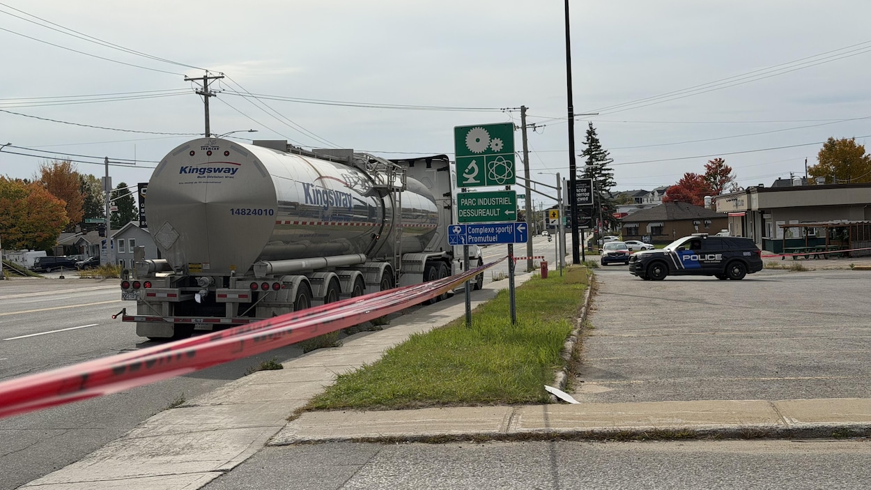 Un piéton happé par un camion-citerne sur le boulevard Thibeau