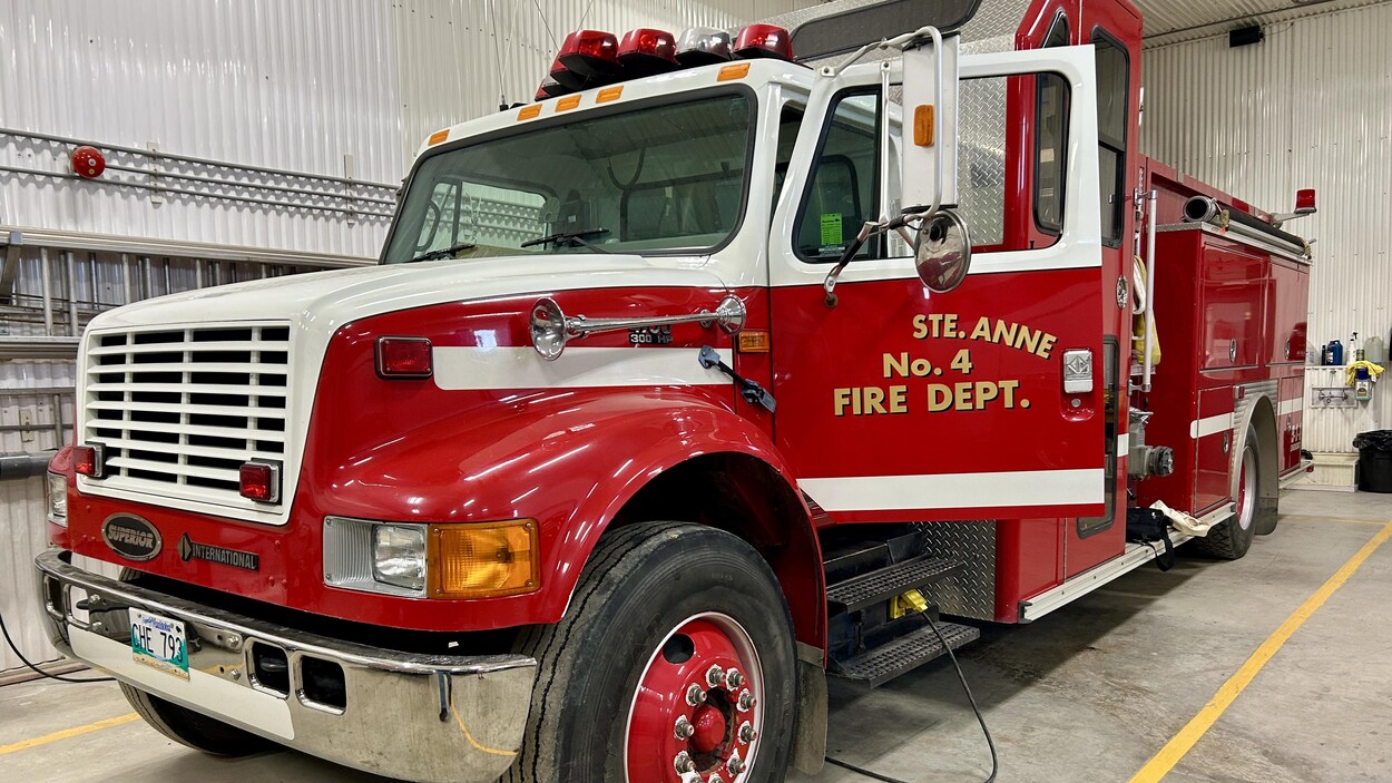 Le Manitoba investit 11,4 M$ dans la sécurité incendie, dont 1,7 M$ pour Sainte-Anne