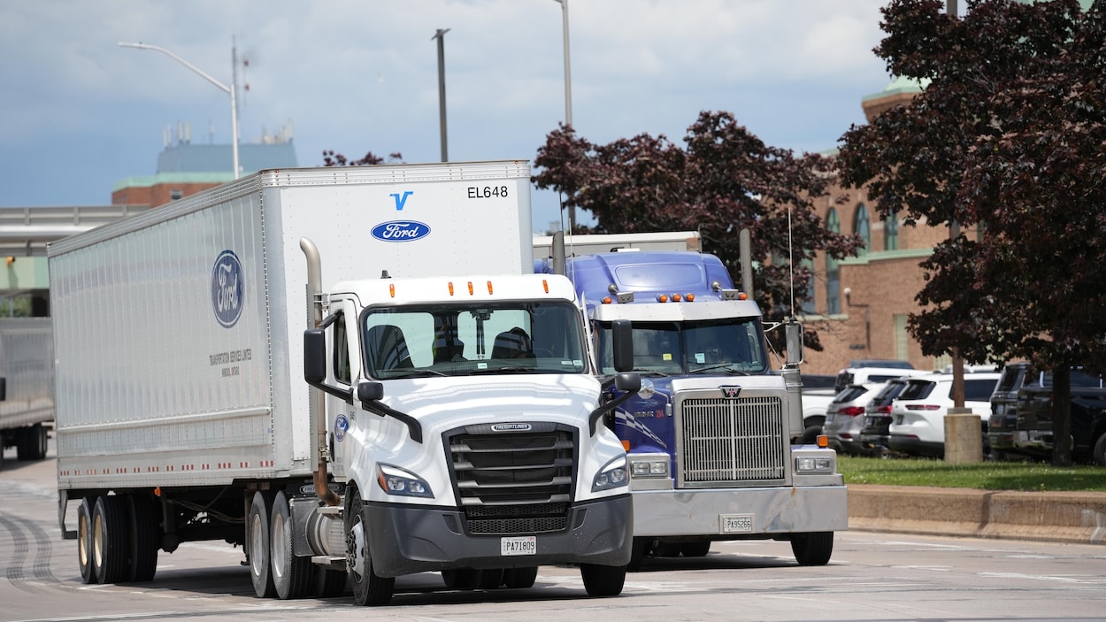 L’Ontario veut revoir la formation offerte aux camionneurs