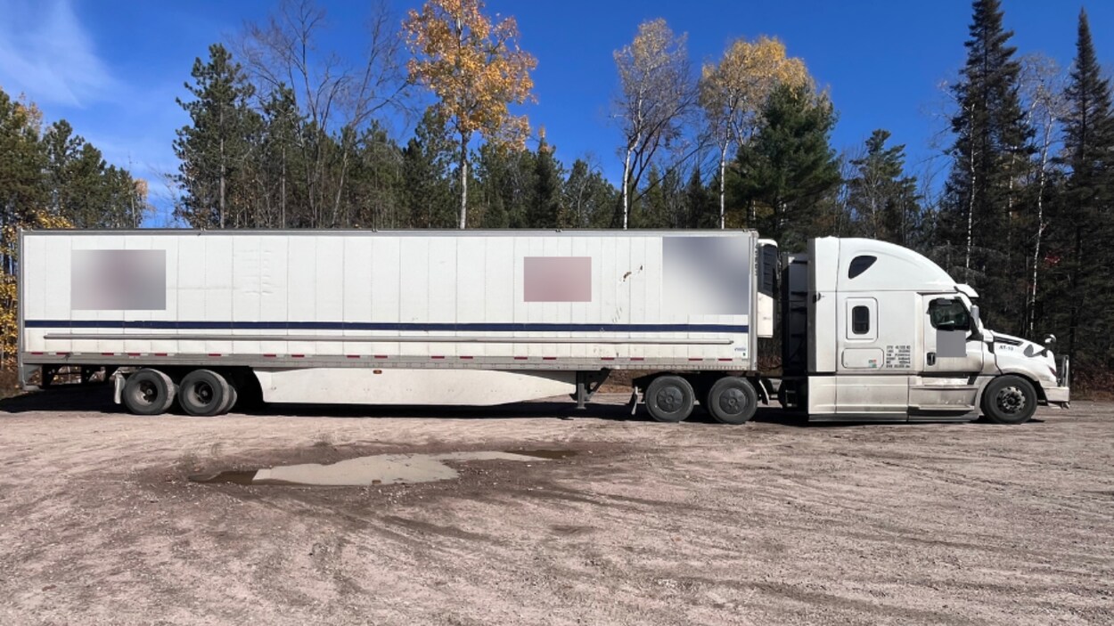 Un chauffeur de camion accusé de falsification de documents