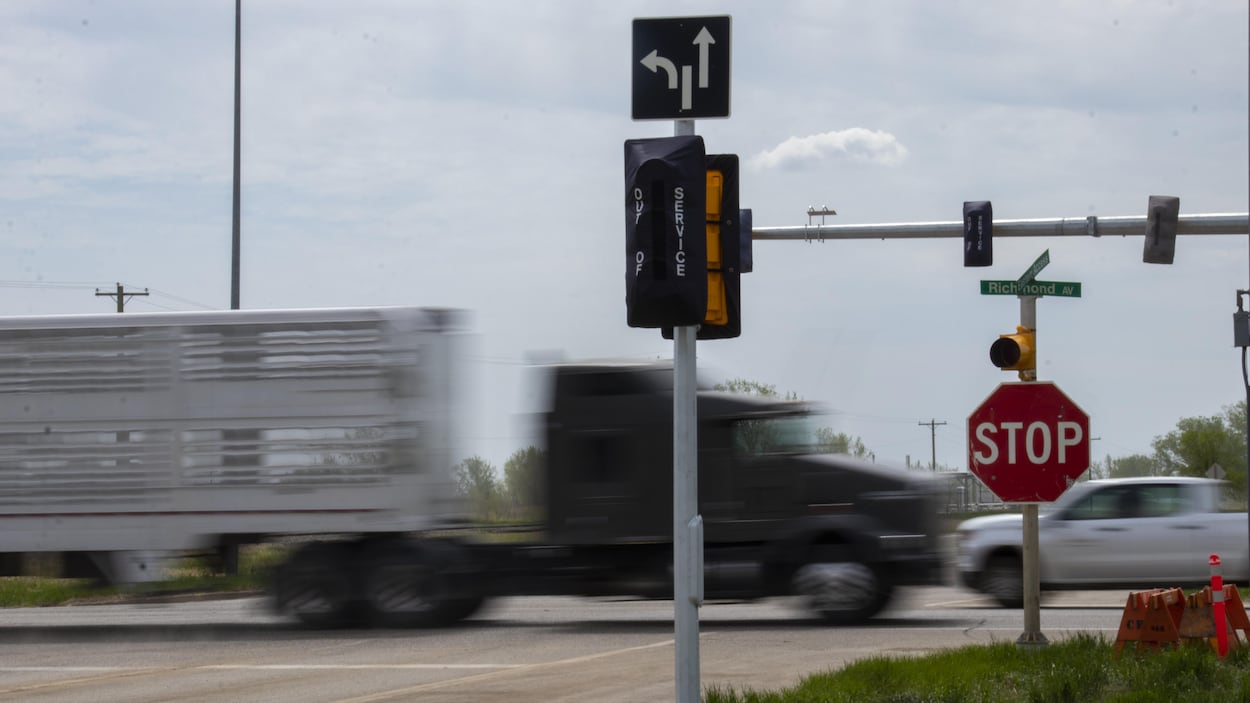 Un transporteur lié à un accident mortel à Brandon a un lourd passé en Alberta