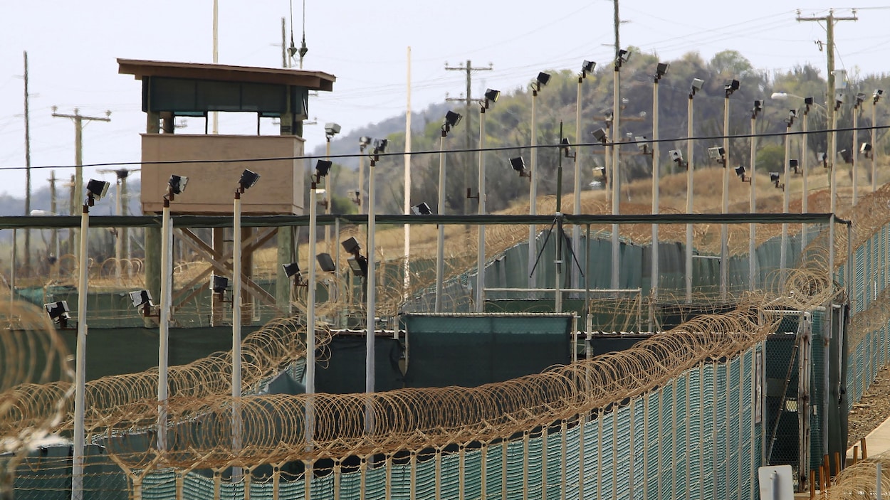 Camp de guantánamo personnes associées