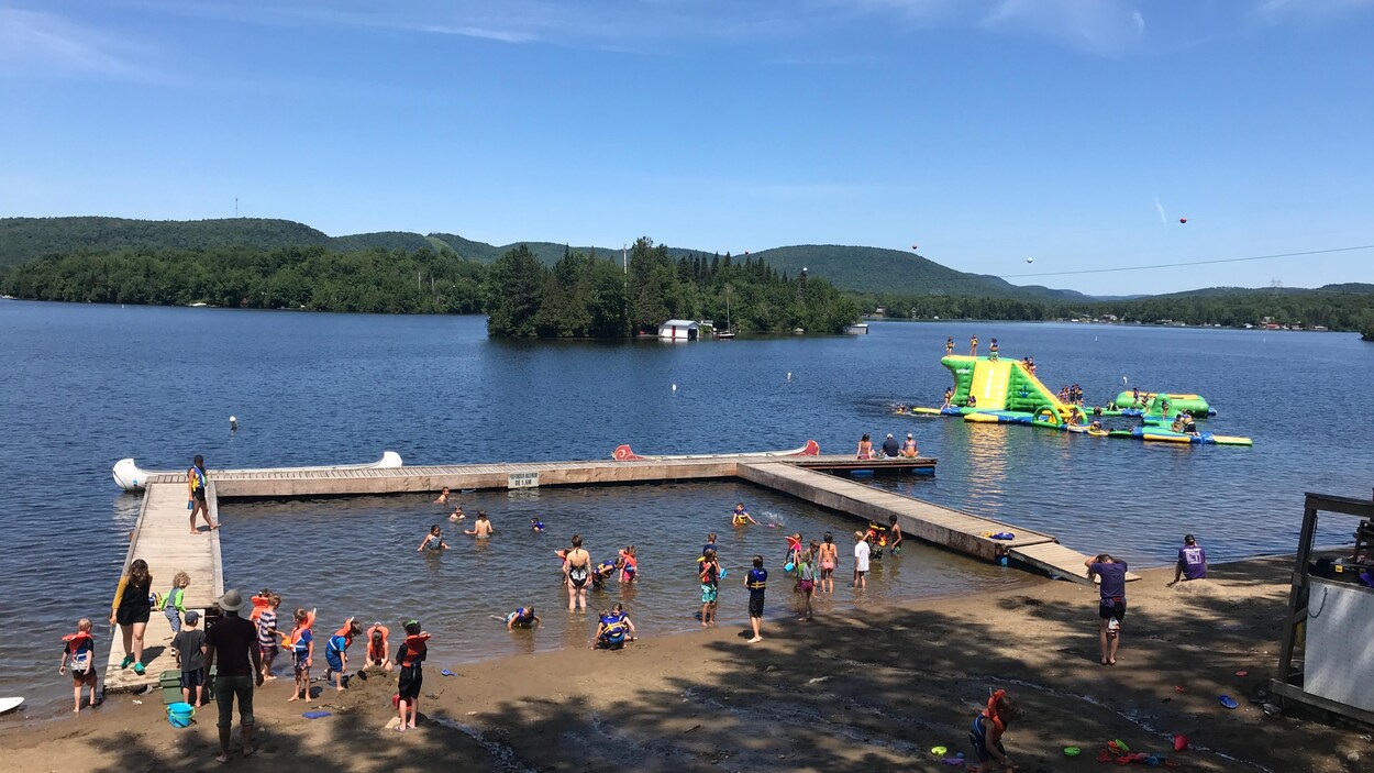 Une plage fermée à Portneuf ce weekend par manque de sauveteur Radio