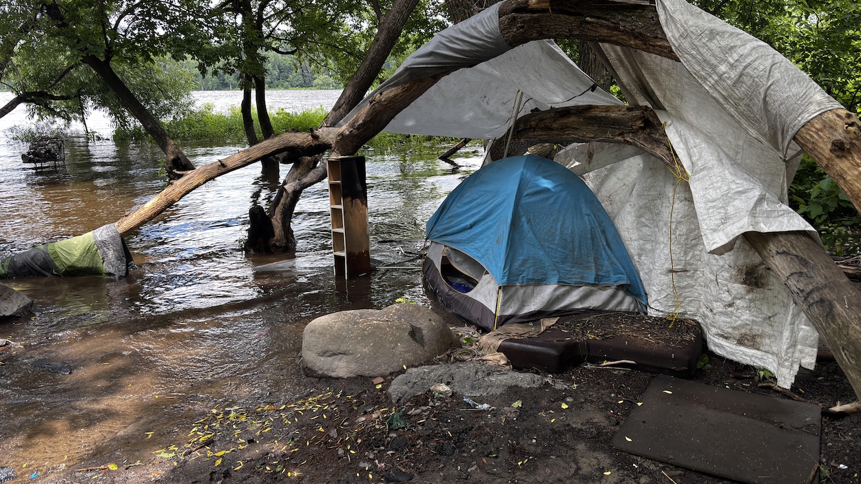 Un campement inondé à Drummondville