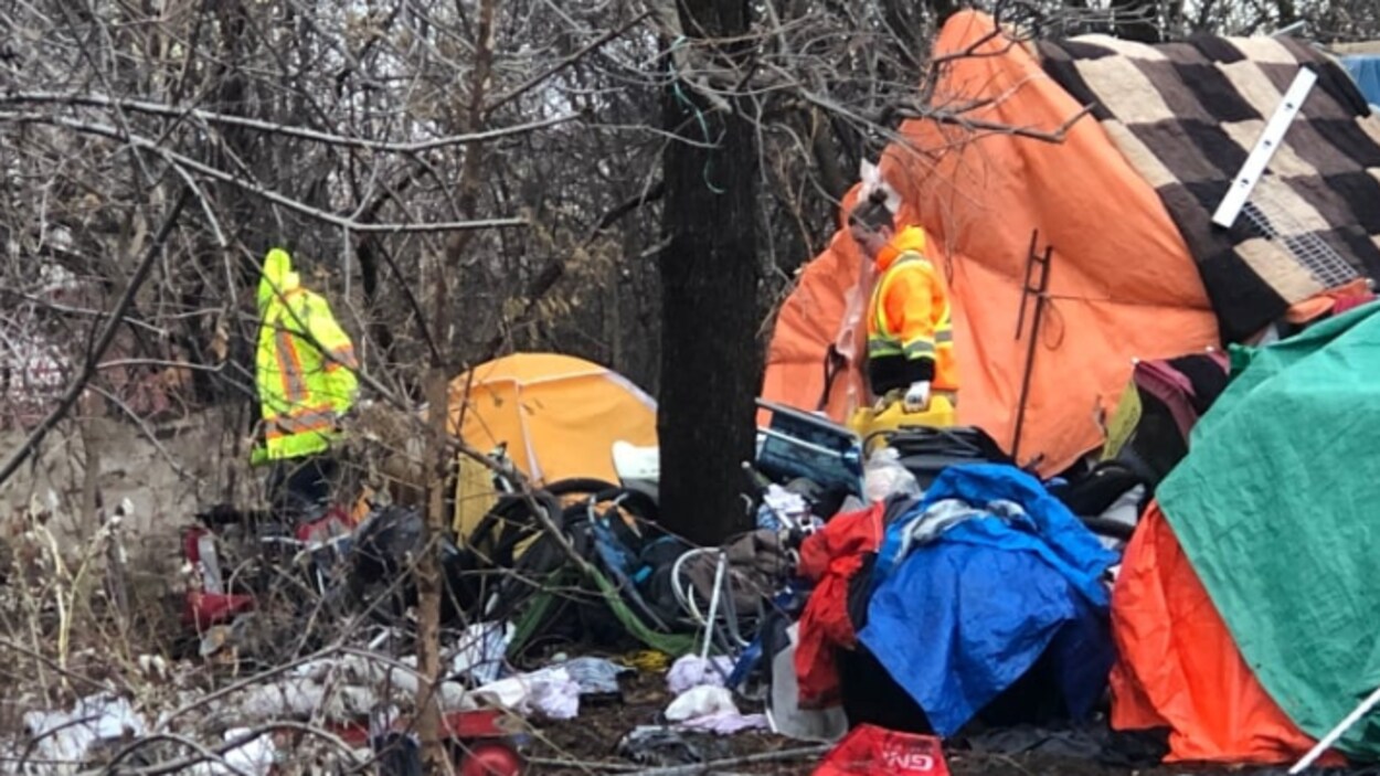 Un campement démantelé à Ottawa.