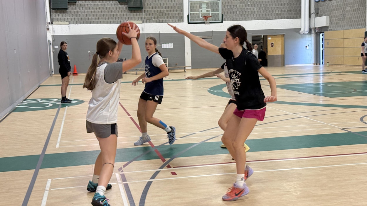 Perfectionnement et plaisir aux camps de basketball d’Amos et de Val-d’Or