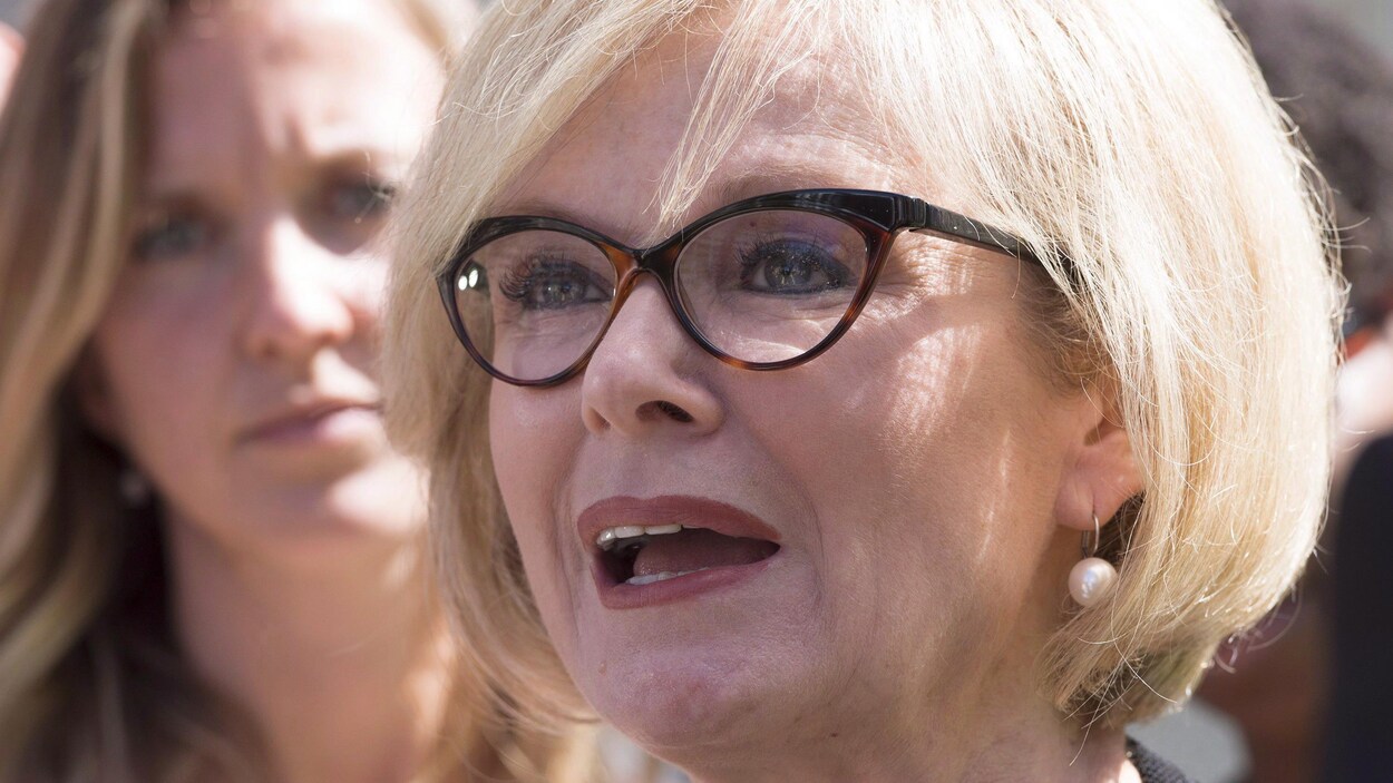 La ministre responsable du Tourisme et députée de Laviolette, Julie Boulet.