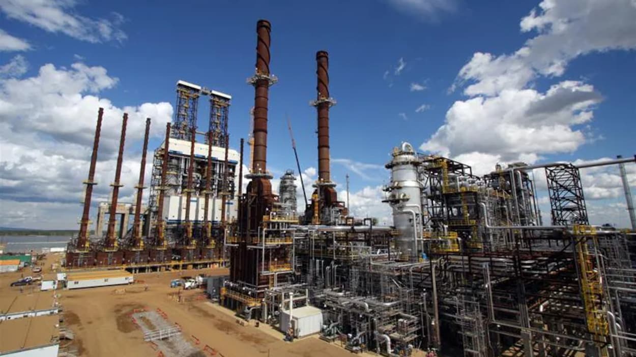 CNRL met sur pause l’expansion d’une mine de sables bitumineux