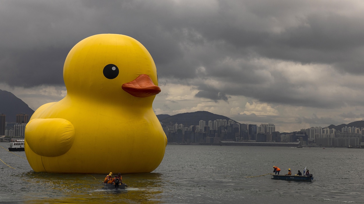 Le Canard de bain de l’artiste Florentijn Hofman flottera à Québec en 2027