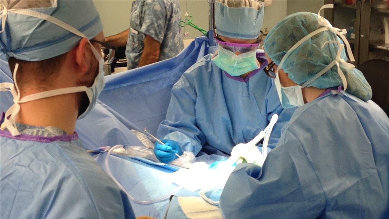 Une chirurgie pour le cancer du sein
