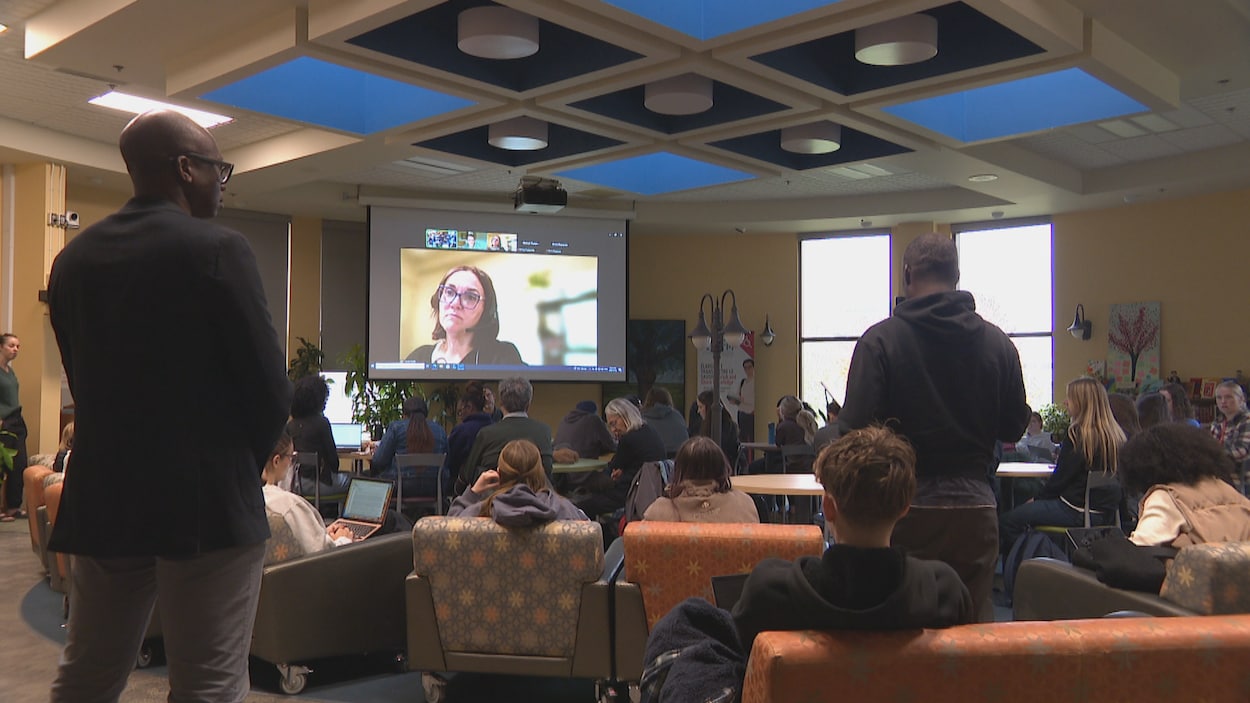 Les candidats aux élections de l’ACF à Regina à la rencontre de la relève