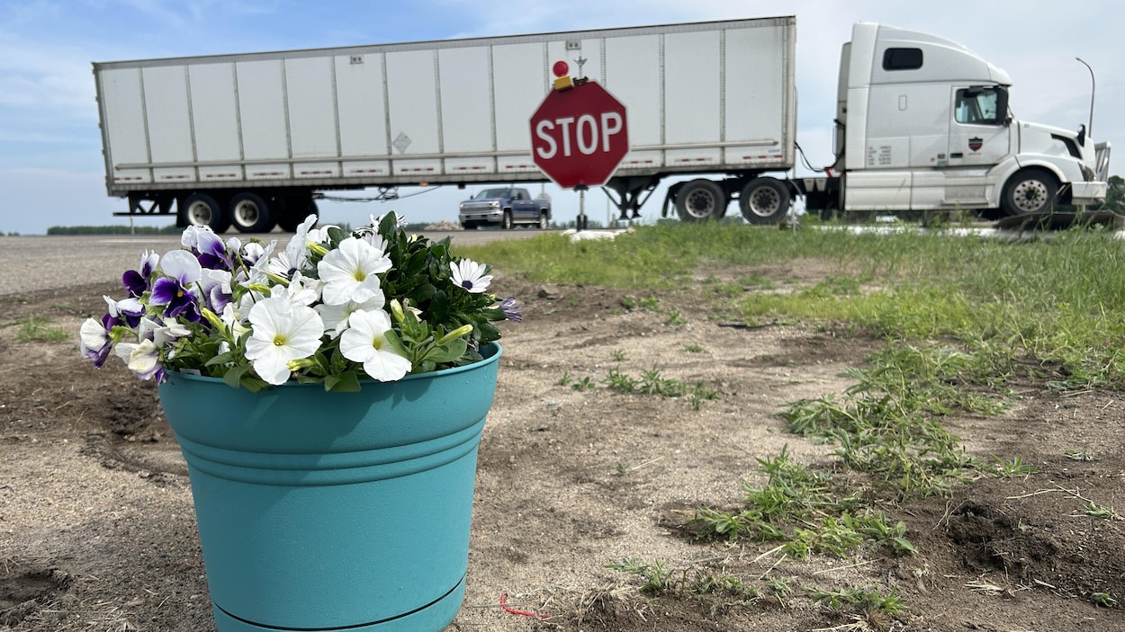 Une 17e victime de l’accident de Carberry au Manitoba meurt de ses
