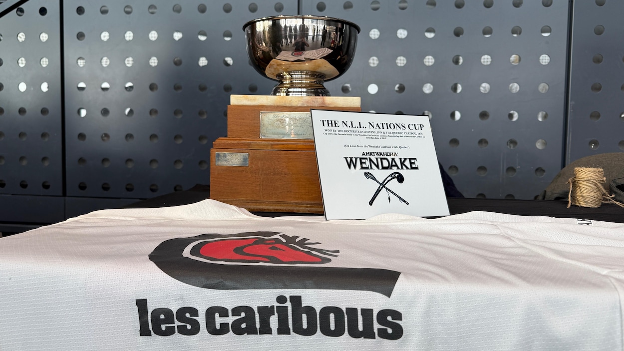 Des Caribous à la bande de guerriers : redonner à la crosse la place qui lui revient