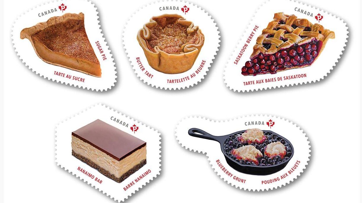 Le carnet Desserts du Canada avec des photos de cinq desserts.