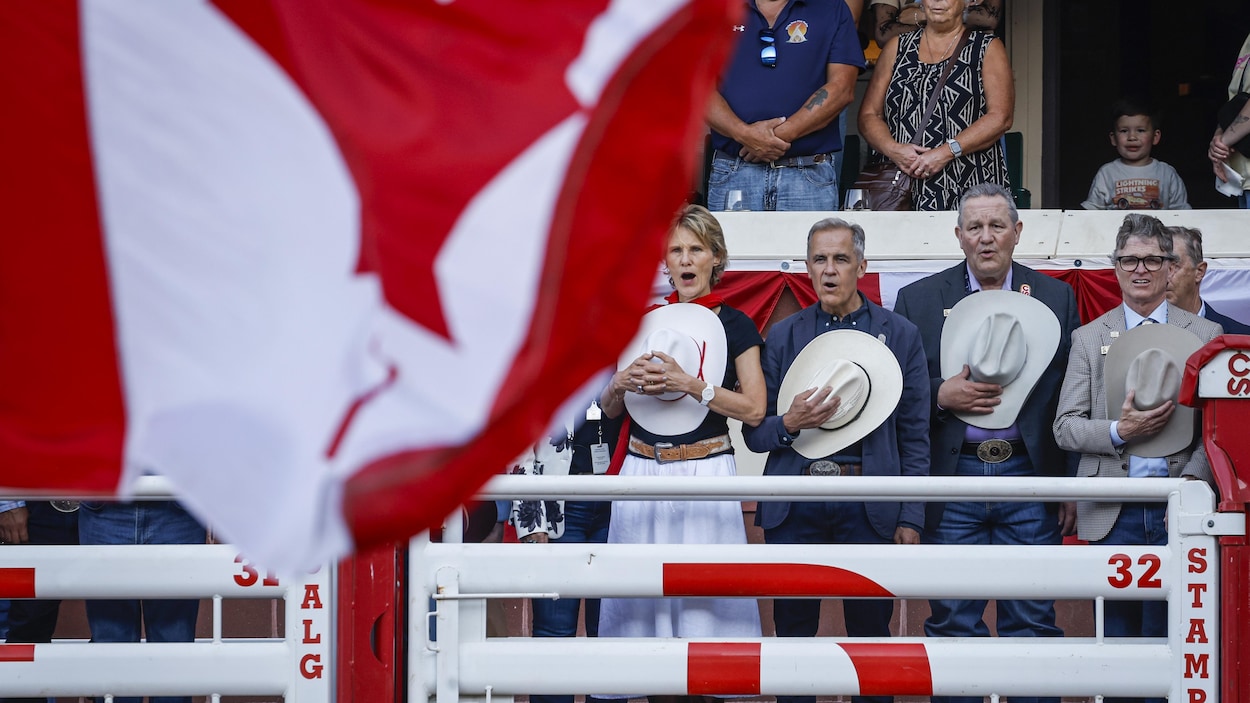 Mark Carney aborde la question des oléoducs lors du Stampede de Calgary