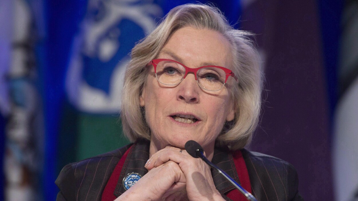 La ministre des Relations Couronne-Autochtones, Carolyn Bennett.
