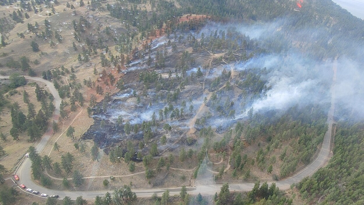Feux de forêt la Première Nation de Takla Lake et des quartiers de Kelowna évacués Feux de
