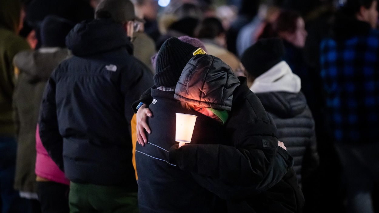 Comment soutenir les jeunes à la suite de la fusillade de Tumbler Ridge?