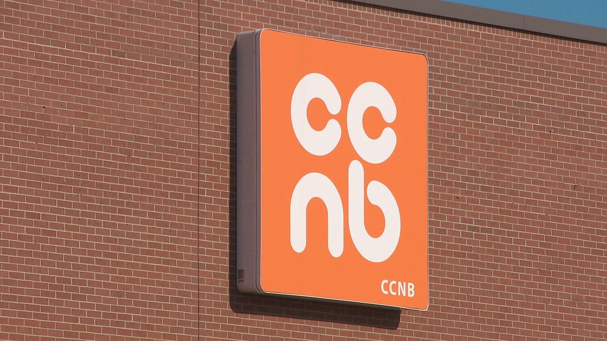 L'enseigne du Collège communautaire du Nouveau-Brunswick