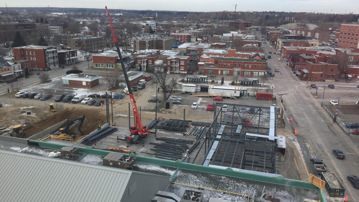 Un chantier au centre-ville de Trois-Rivières.