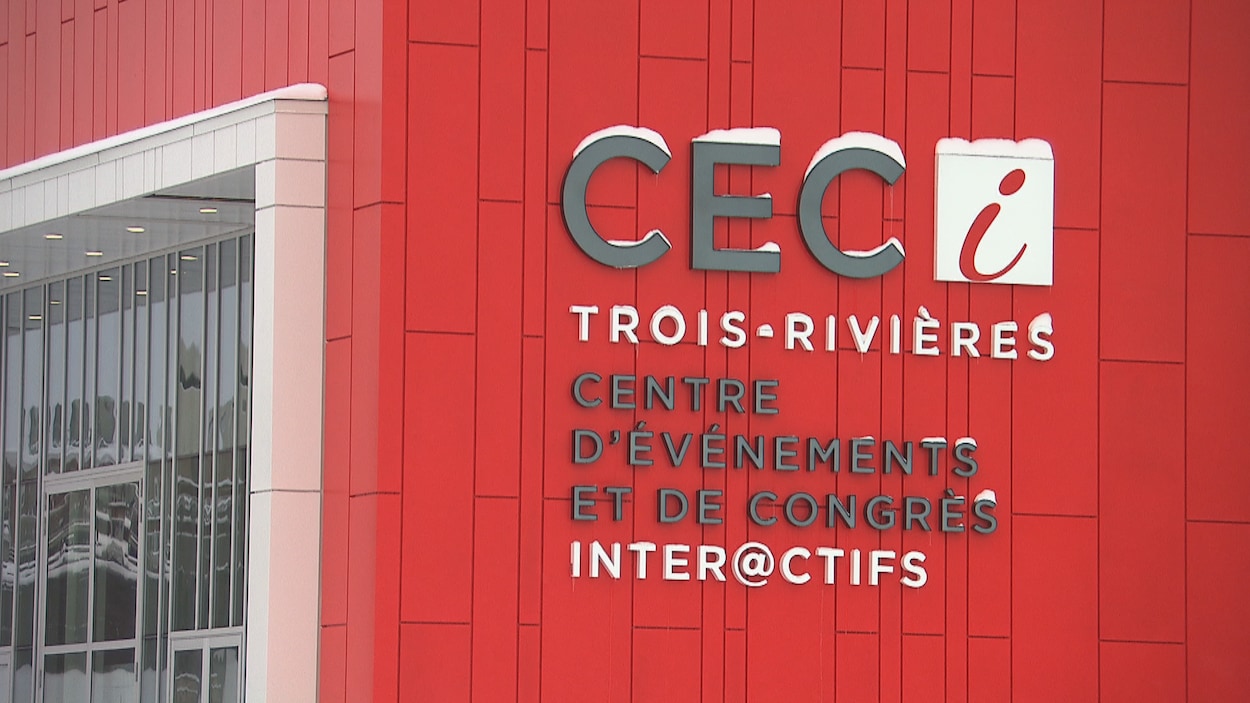 La façade du Centre d'événement et de congrès interactif de Trois-Rivières, le CECI.