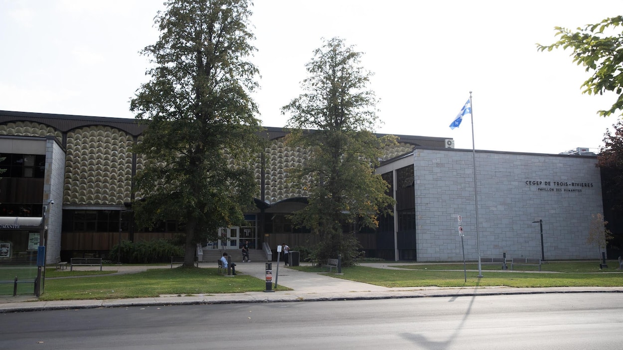 Des départements déchirés par un climat de travail tendu au Cégep de Trois-Rivières