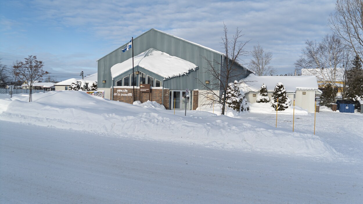 L'extérieur de l'actuel centre communautaire de Sainte-Blandine.
