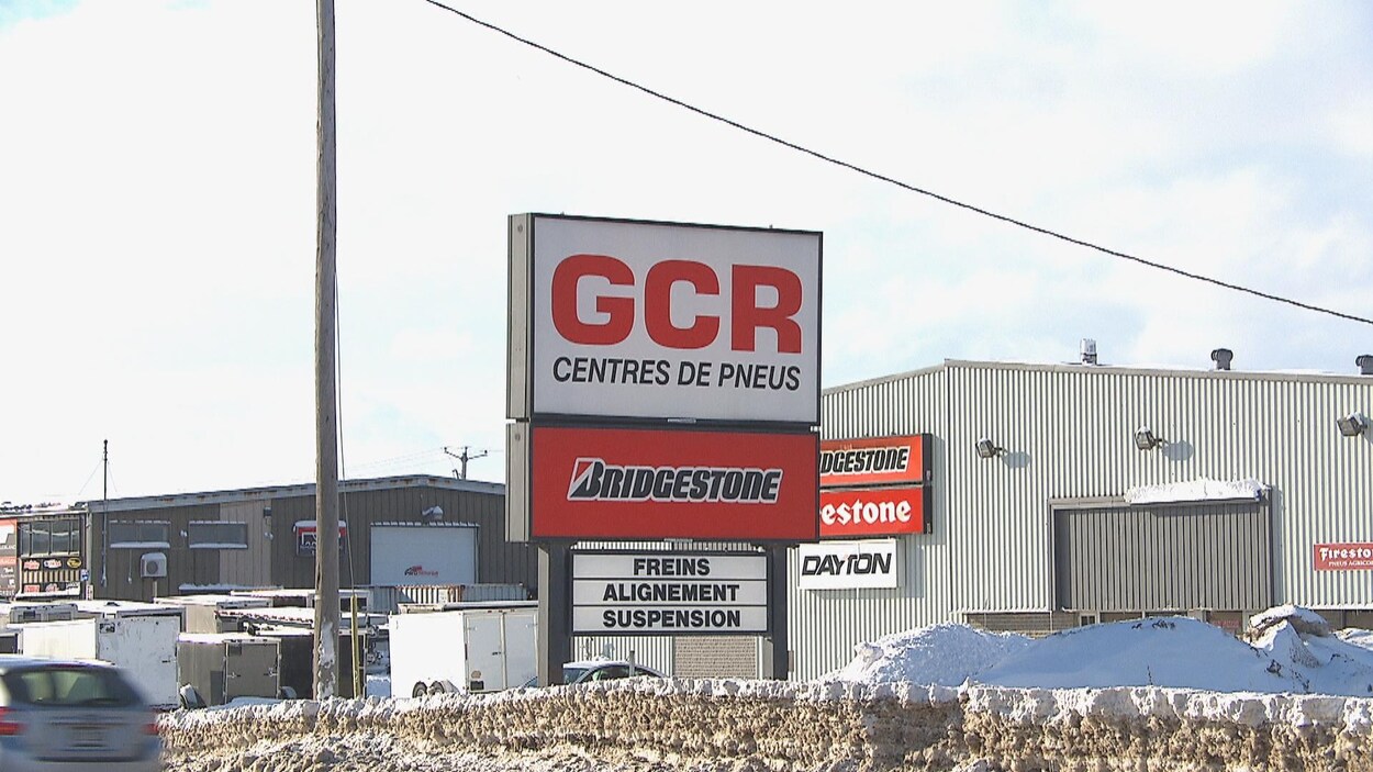Le centre de pneus GCR du boul. Saint-Paul à Chicoutimi Le centre de pneus GCR du boul. Saint-Paul à Chicoutimi
