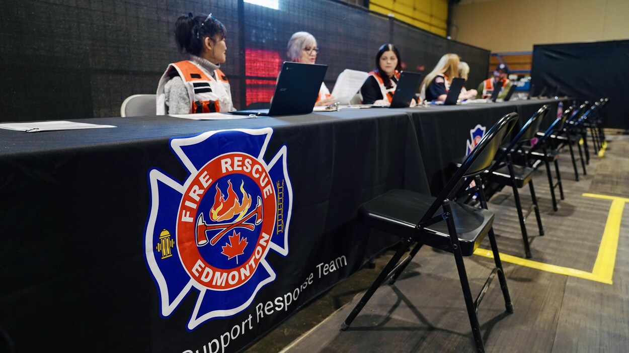 Edmonton se dote d’un centre « semi-permanent » pour aider les évacués