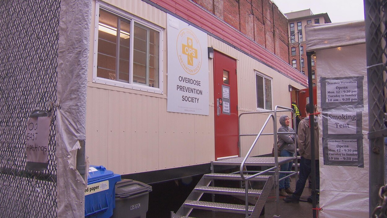 Photo du centre d'injection supervisée
