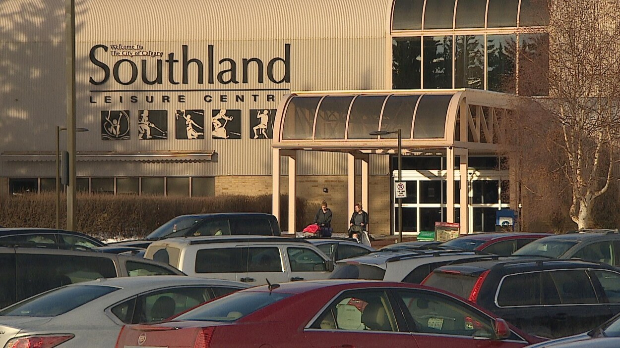 Southland mall calgary stores Map for This Chapters bookstore is in Southland Mall on the south side at Gordon Rd. west of Albert St. in Albert Park, Regina.