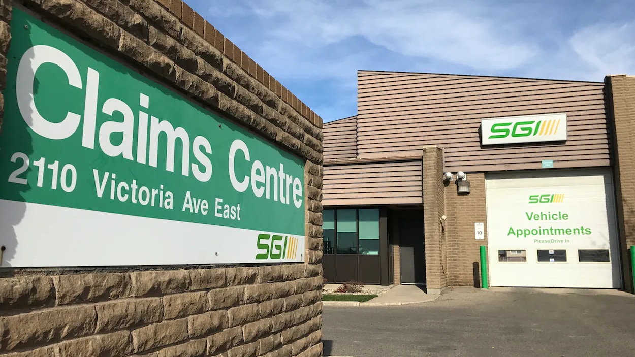 Trois hommes accusés d’avoir mis en scène une collision à Regina