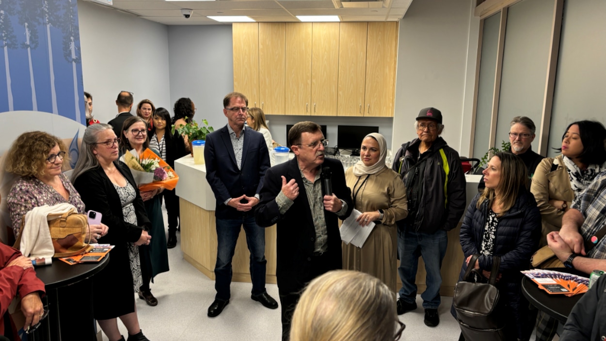 A health center for Francophones will open Monday in Vancouver