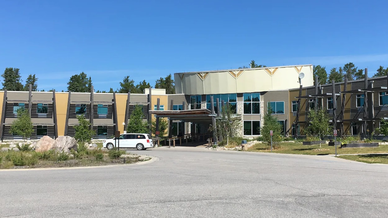 Urgences du Nord-Ouest de l’Ontario : 38 heures d’attente pour un lit d’hôpital