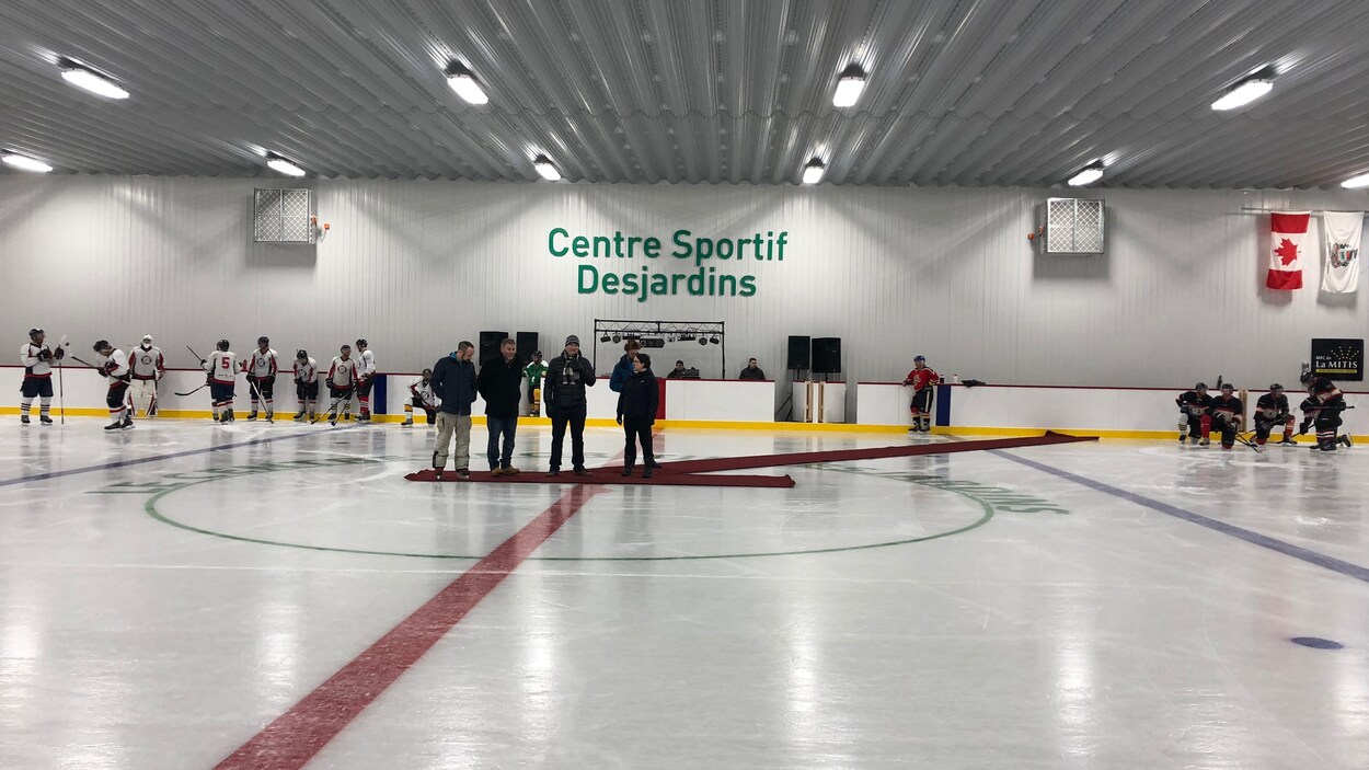 SaintGabrieldeRimouski inaugure sa patinoire couverte RadioCanada.ca