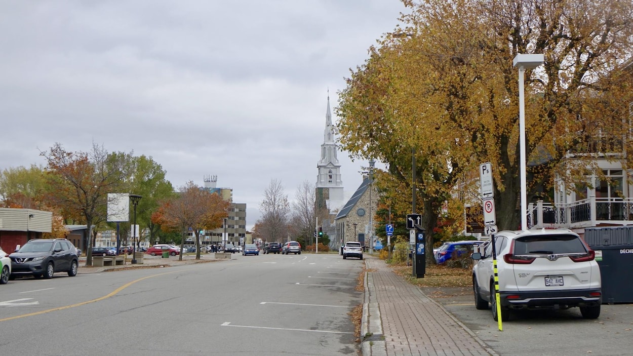 Clémence aux horodateurs pour les fêtes à Rimouski