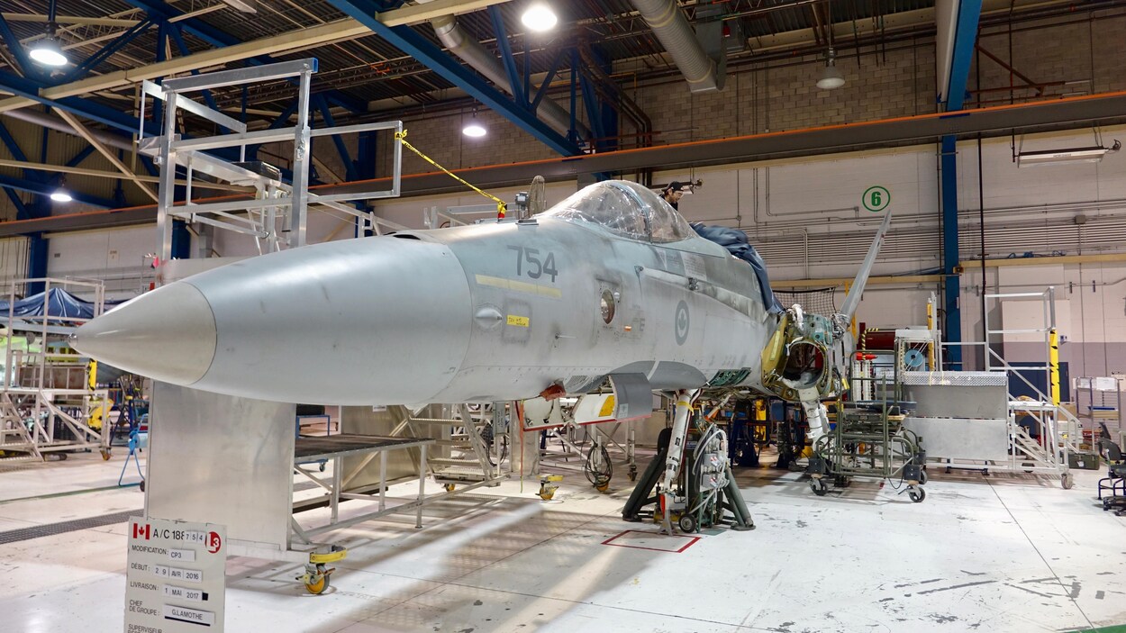 Hangar de la compagnie L3 à Mirabel
