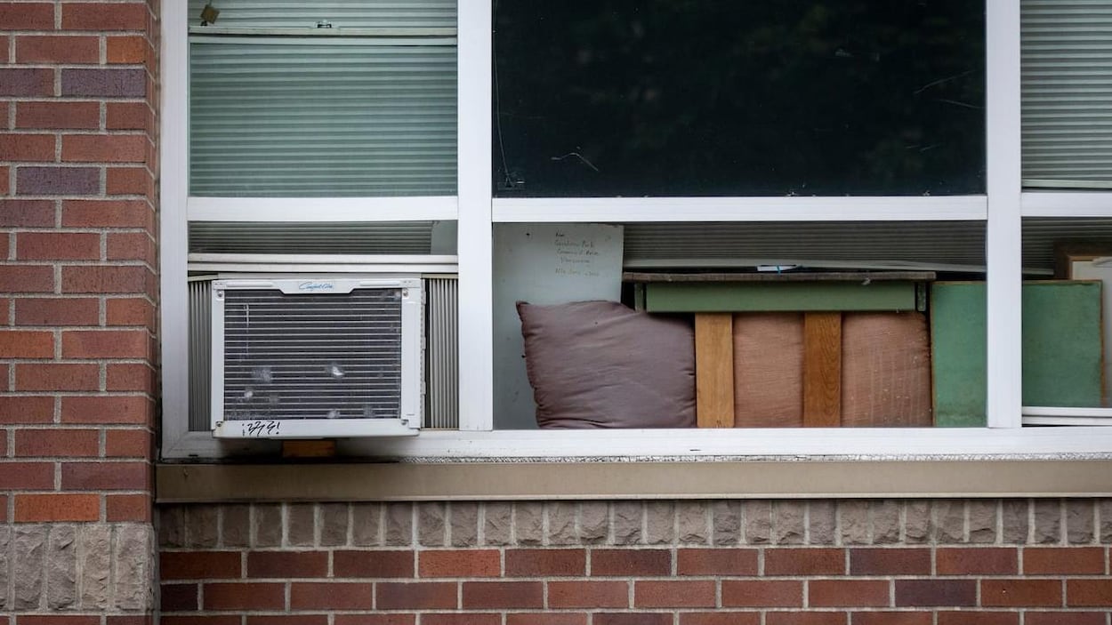 Chaleur : les locataires à Toronto devront patienter 1 an de plus