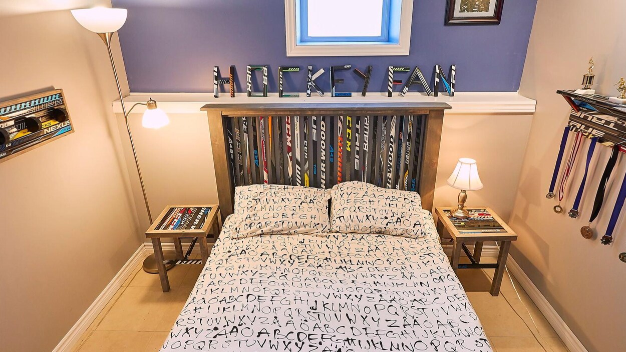La chambre à coucher du parfait partisan de hockey La chambre à coucher du parfait partisan de hockey