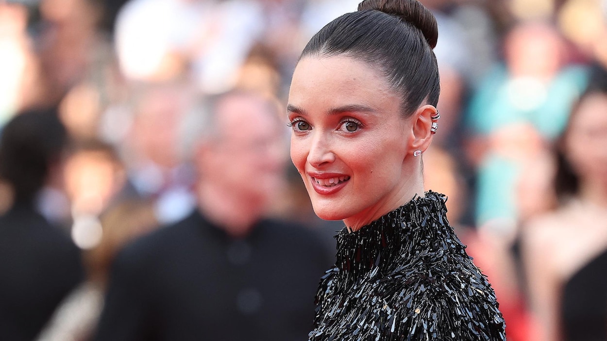 Charlotte Le Bon accepterait de revenir dans la saison 4 de la série Le Lotus blanc