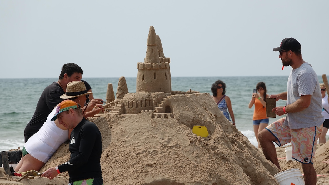 Une 40e et dernière édition pour le Concours de châteaux de sable des Îles