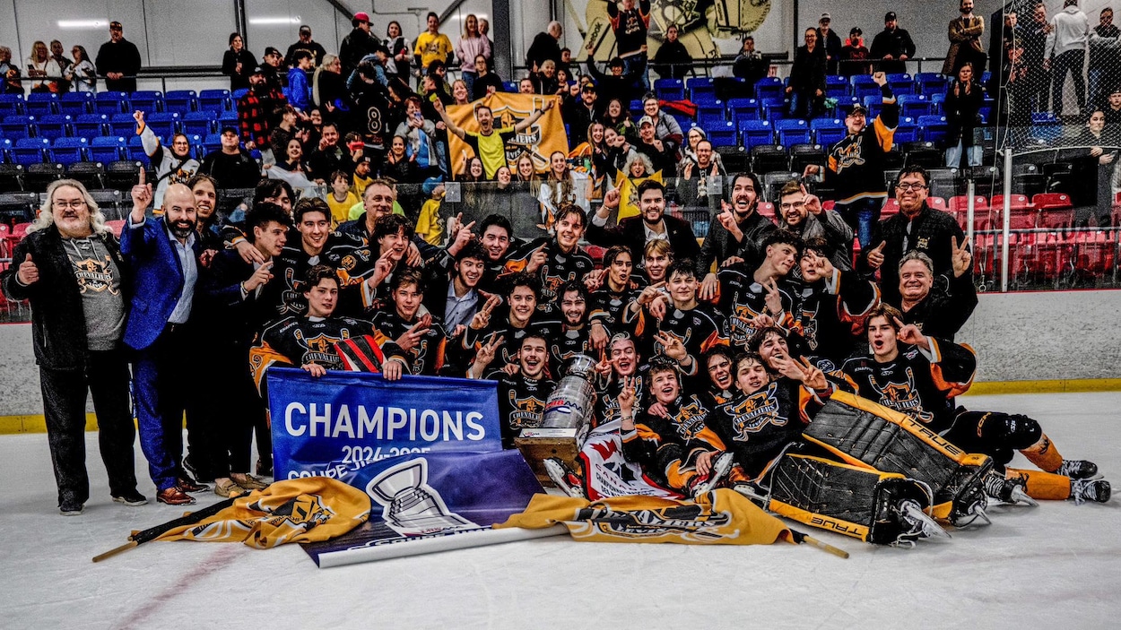 Hockey Québec remanie enfin sa structure, que faut-il en penser?