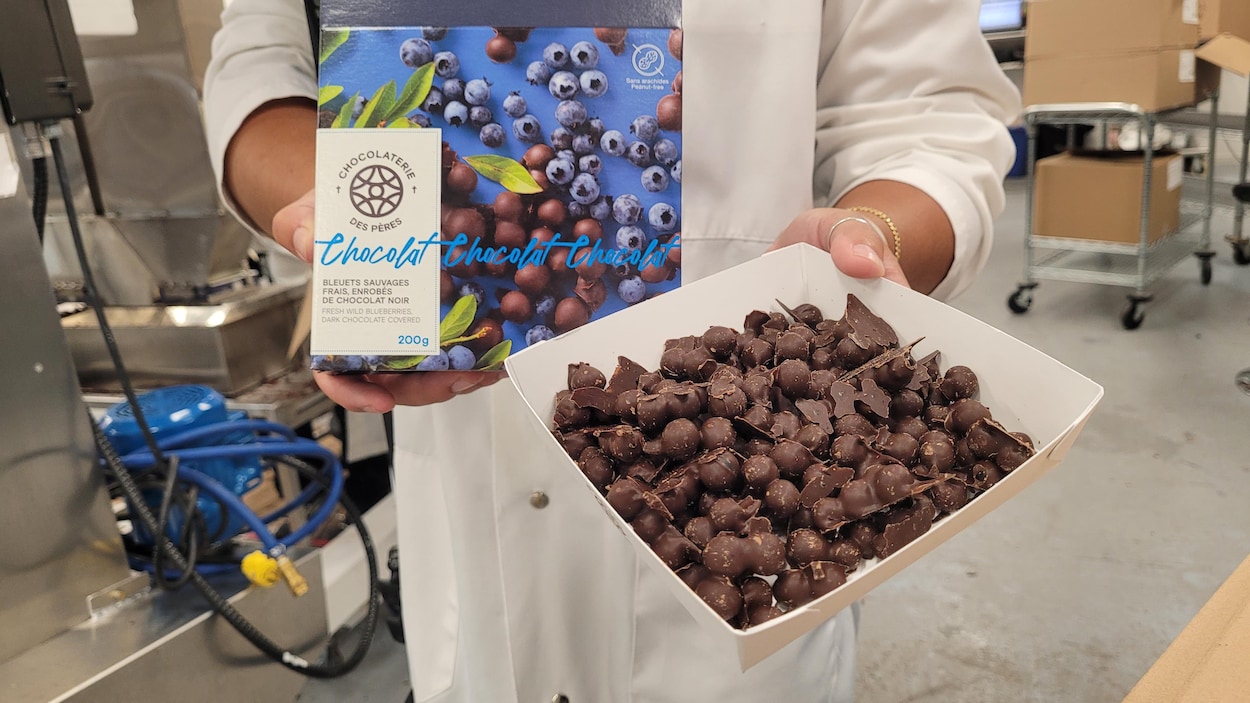 Le chocolat aux bleuets disponible sur les tablettes au Lac-Saint-Jean