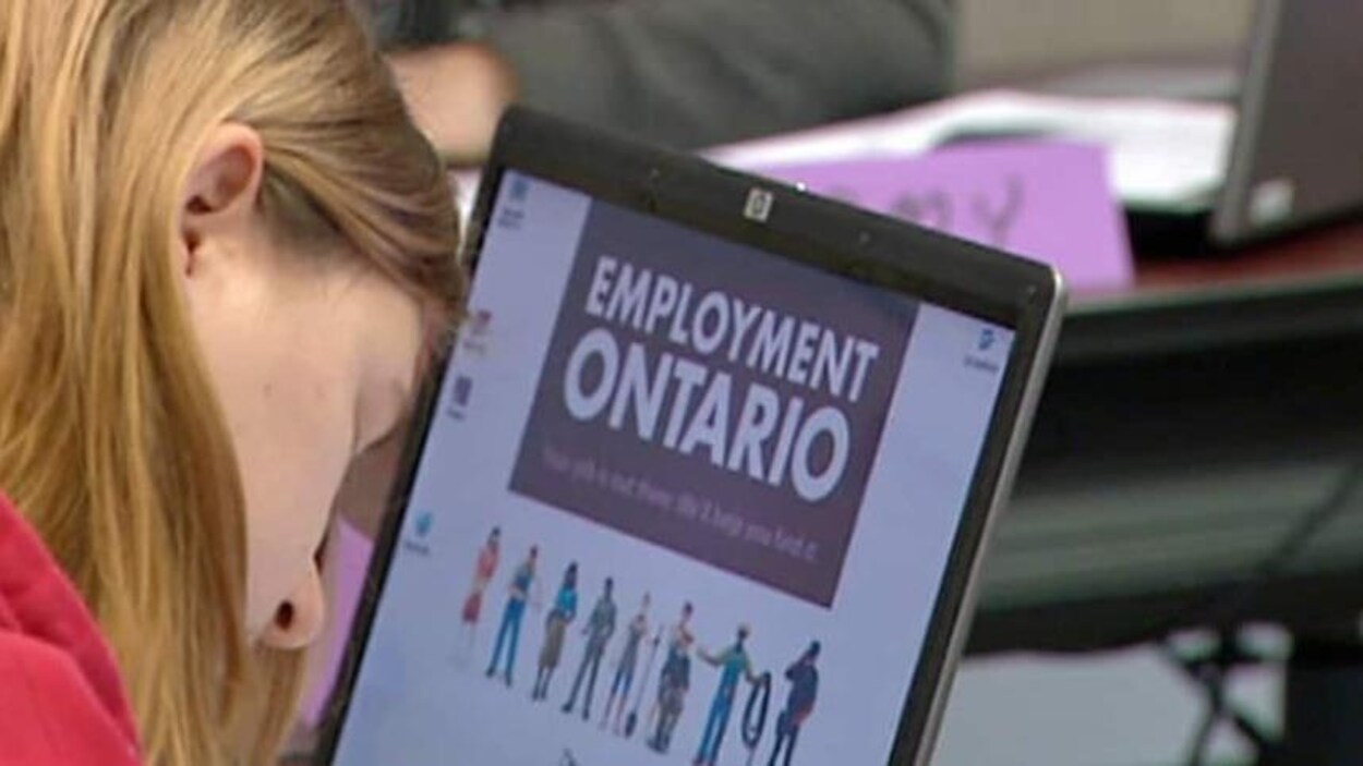 Trouver un emploi dans son domaine d’études : un vœu pieux des diplômés dans le Sud-Ouest