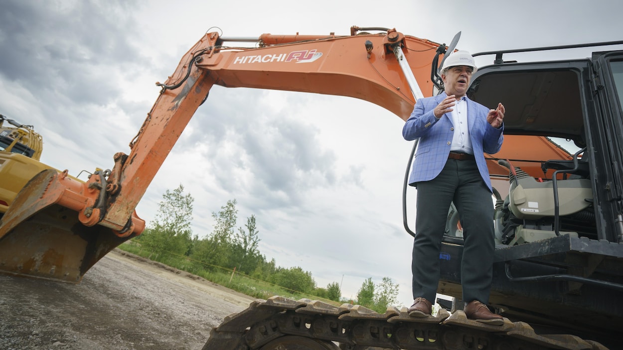 Québec impose le régime minceur aux projets d'infrastructures en santé