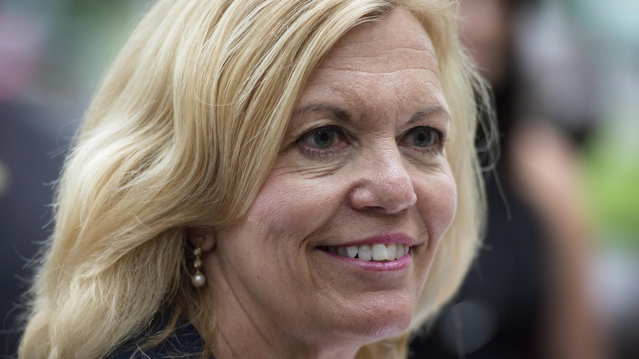 Christine Elliott, l'ombudsman de l'Ontario