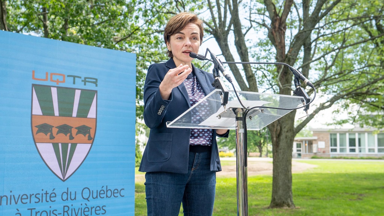 Christine Fréchette à Trois-Rivières pour la Journée nationale des peuples autochtones