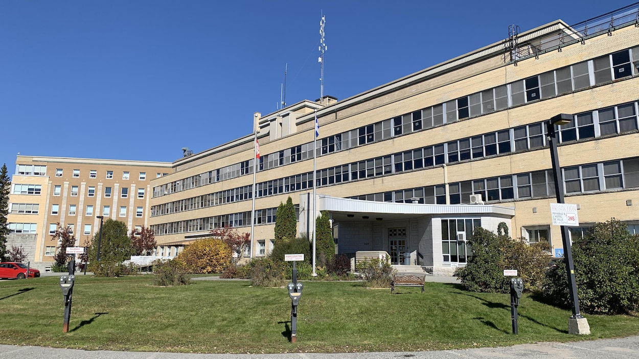 Près de 50 soignants dénoncent « la dégradation des soins » à Macamic
